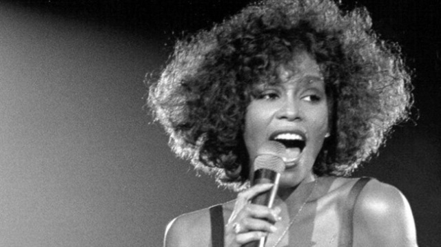Ricordando Whitney Houston – L’indimenticabile voce che ci lasciò l’11 febbraio di 8 anni fa…