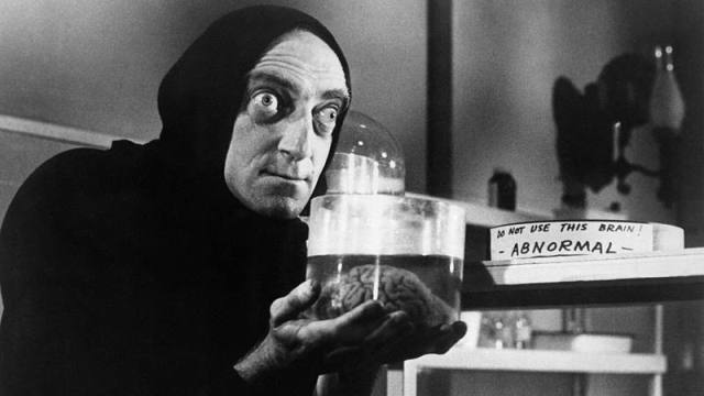 Un Cult: Frankenstein Junior – A.B. Norme…